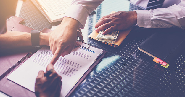 7 Simple Steps to Get Approved for a Conventional Real Estate Loan Banker recommend customer for signing loan contract