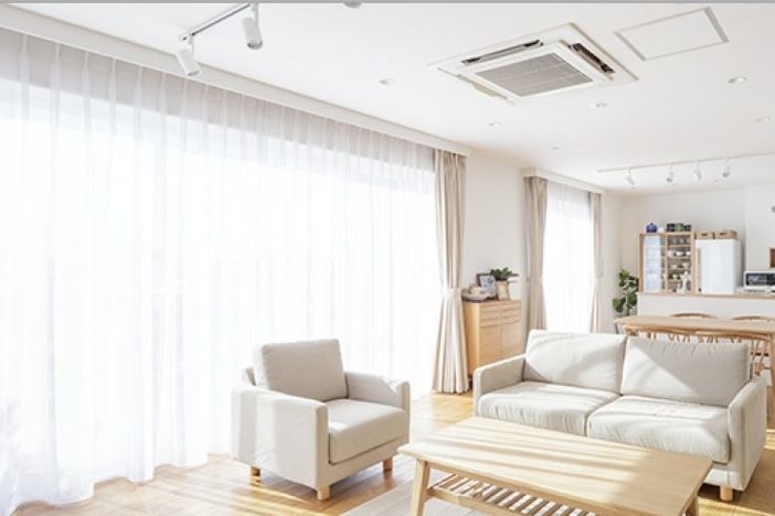 Rental Advertising: Why You Shouldn’t Try to Appeal to the Masses bright apartment with lots of windows and natural light and all light colored walls, furniture, cabinetry
