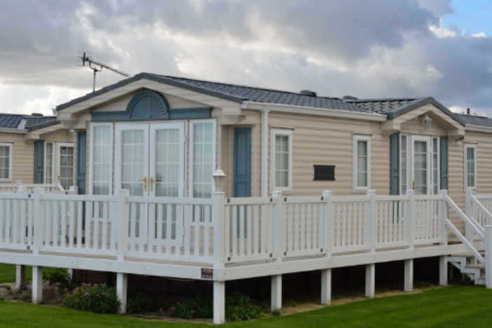 The Top 6 Reasons Mobile Home Investing Sucks (and How to Get Around Them)