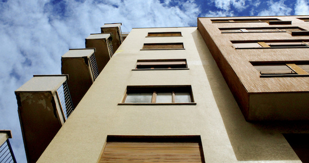 6 Actionable Steps to Land Your Very First Apartment Building Deal