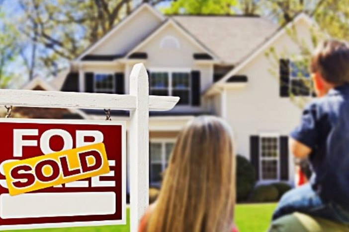 The Peak Real Estate Season is Coming: Here’s How to Make the Most of It! hot-real-estate-season