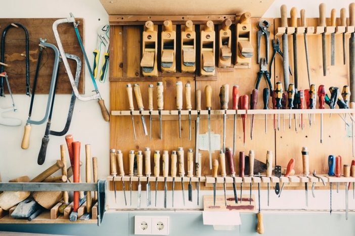 4 Reasons You’ll Never Find a Good Contractor (Insight From a Contractor) find-contractor