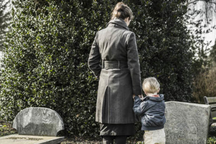 What to Do if One of Your Tenants Passes Away in Your Rental death-of-tenant
