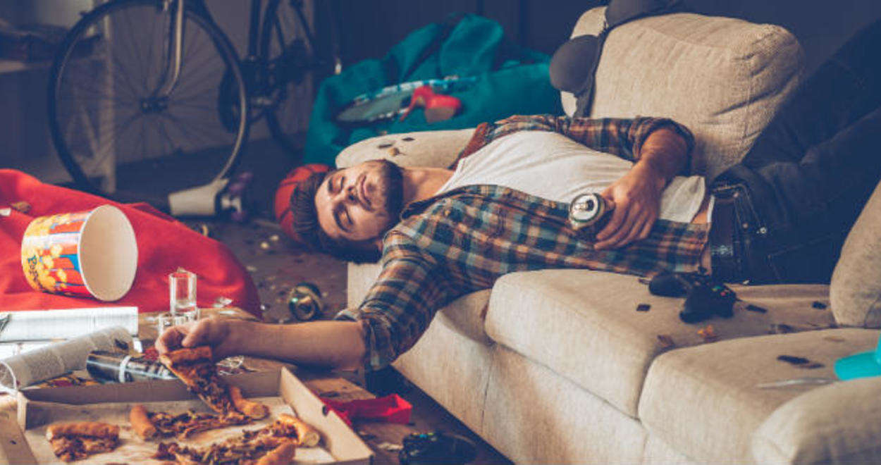 How to Prevent Tagalong Boyfriends & Other Pesky Freeloaders in Your Rentals
